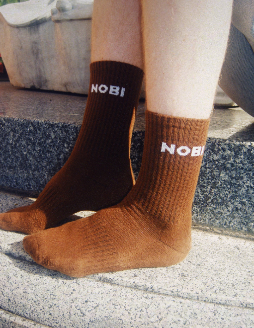 crew-socks-brown